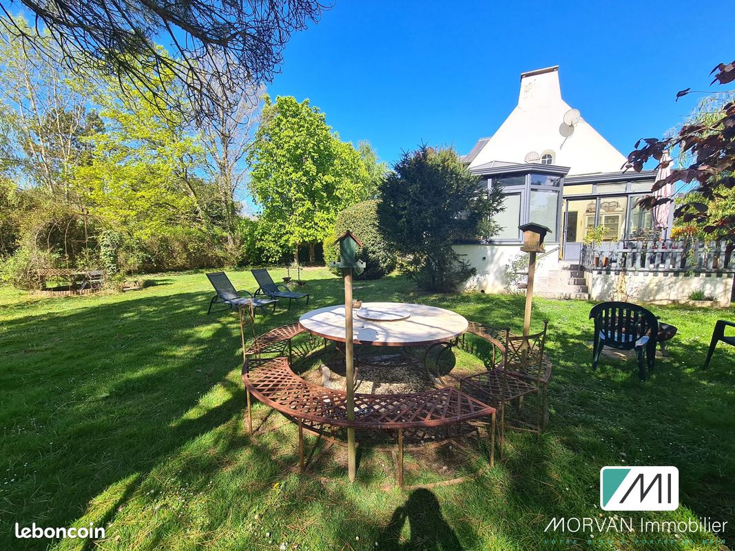 4 Schlafzimmer Haus in Les Essarts-le-Roi, France, Nr. 331610