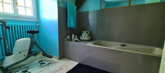 4 Schlafzimmer Haus in Les Essarts-le-Roi, France, Nr. 331610 16