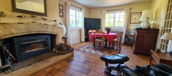 4 Schlafzimmer Haus in Les Essarts-le-Roi, France, Nr. 331610 9