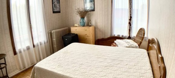 3 bedrooms House in Crepy-en-Valois, France No. 88220 4