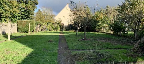 3 bedrooms House in Crepy-en-Valois, France No. 88220 2