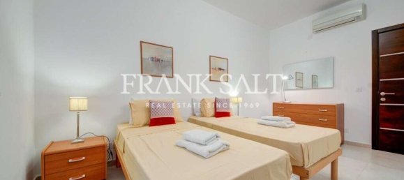 Apartamento de 3 dormitorios en Saint Julian's, Malta No. 3391 3