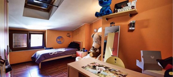 3 bedrooms House in Gerenzano, Italy No. 361261 28