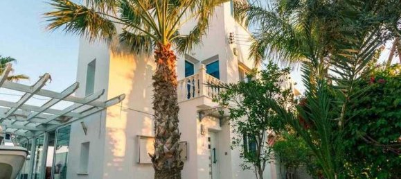 4 bedrooms House in Zygi, Cyprus No. 10703 11