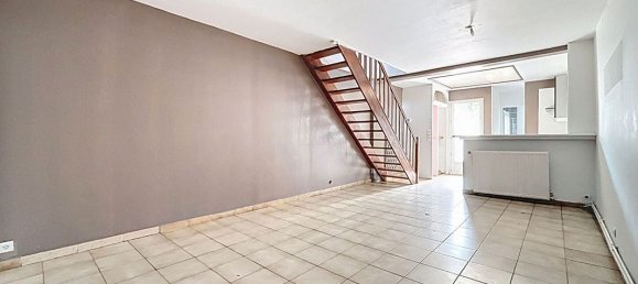 3 bedrooms House in Nord, France No. 316531 2