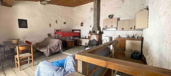 Дом с 2 комнатами в Специя, Италия № 106531 18