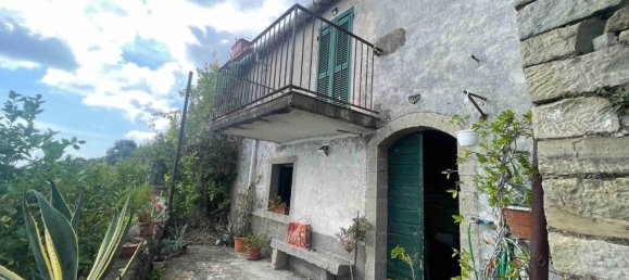 Дом с 2 комнатами в Специя, Италия № 106531 13