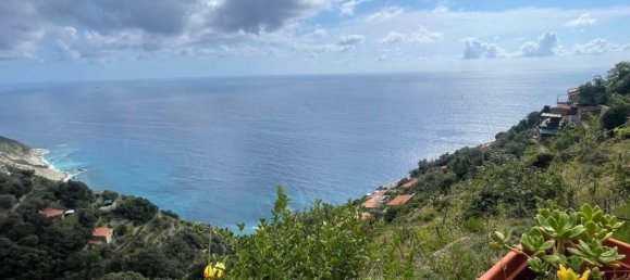 Дом с 2 комнатами в Специя, Италия № 106531 9