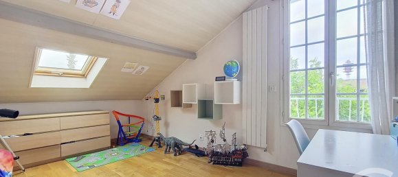 Casa de 4 dormitorios en Chennevieres-sur-Marne, France No. 174939 7