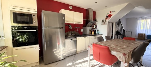 5 chambres Maison de ville à Poncin, France No. 198581 17