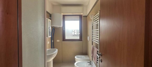 2 Schlafzimmer Wohnung in Rome, Italy, Nr. 129814 8