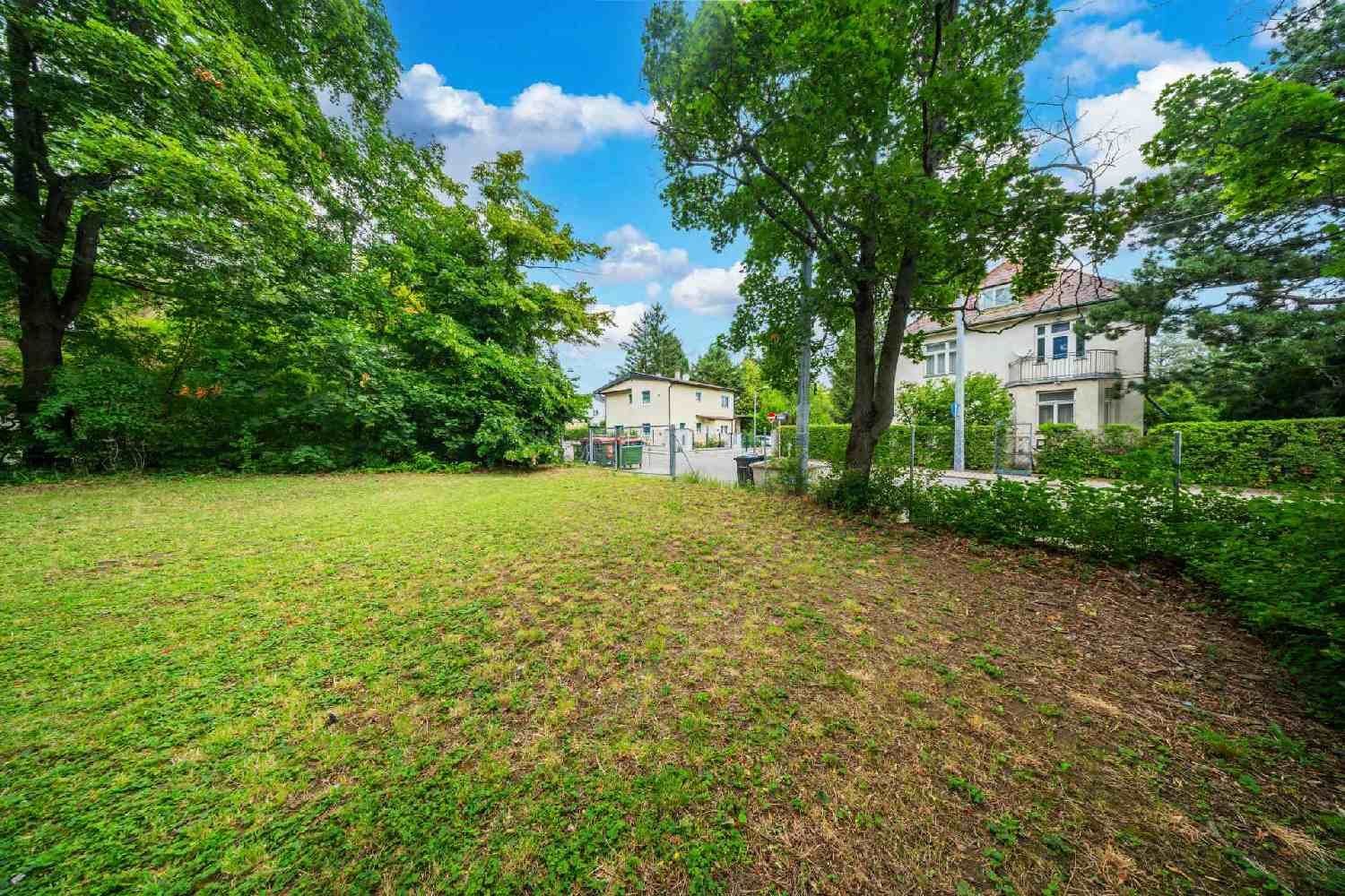  قطعة أرض في Hietzing, Austria رقم 216665