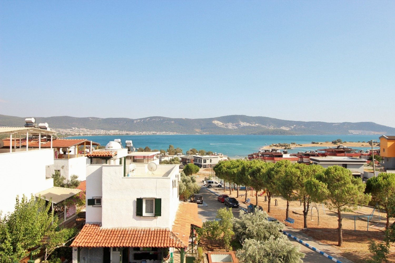 Villa 3+1 in Didim, Turkey No. 23154