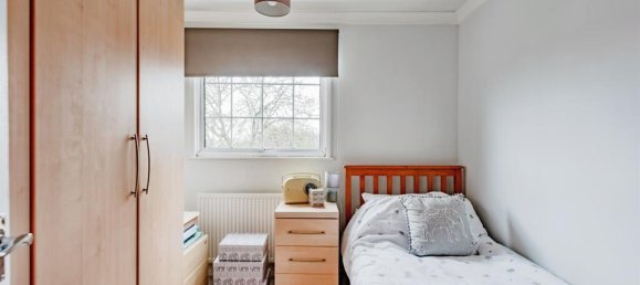 3 bedrooms Commercial property in Crawley, United Kingdom No. 6272 12