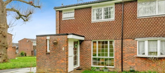 3 bedrooms Commercial property in Crawley, United Kingdom No. 6272 17