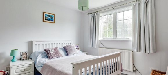 3 bedrooms Commercial property in Crawley, United Kingdom No. 6272 11