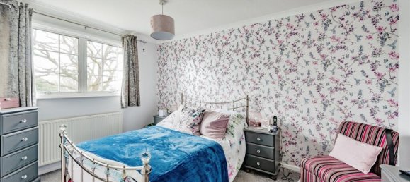 3 bedrooms Commercial property in Crawley, United Kingdom No. 6272 10