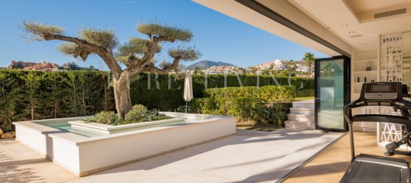  Castillos de 7 dormitorios en Marbella, Spain No. 73743 19