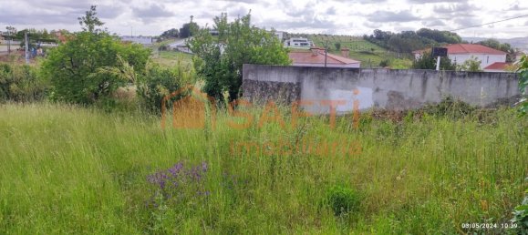 Terreno en Leiria, Portugal 1676 m² No. 64090 12