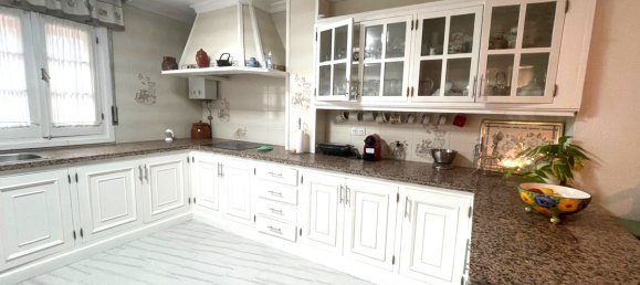 4 bedrooms Villa in Churriana, Spain No. 60643 17