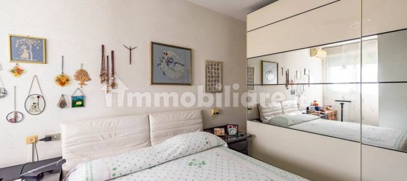 3 bedrooms House in Lainate, Italy No. 354504 10