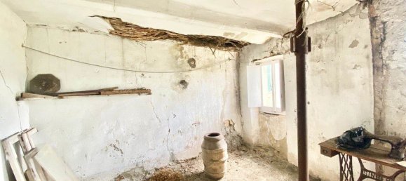 4 bedrooms House in Borghetto di Vara, Italy No. 296987 7