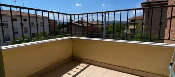 4 rooms Apartment in Sassuolo, Italy No. 267499 6