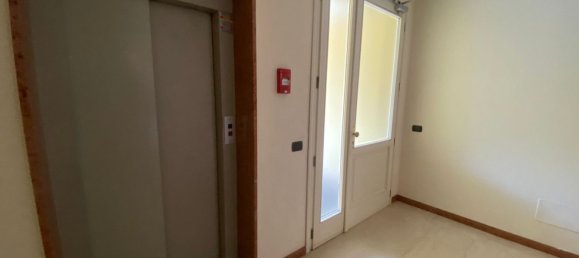 4 rooms Apartment in Sassuolo, Italy No. 267499 23