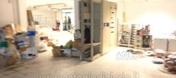 5 rooms Apartment in Rome, Italy No. 290149 41