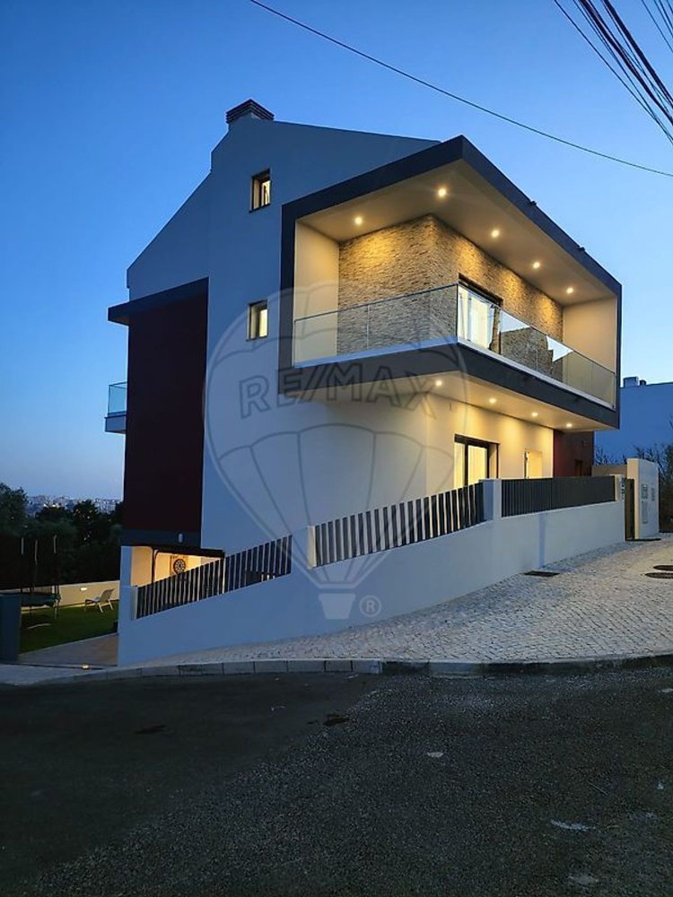 4 Schlafzimmer Haus in Odivelas, Portugal, Nr. 50851