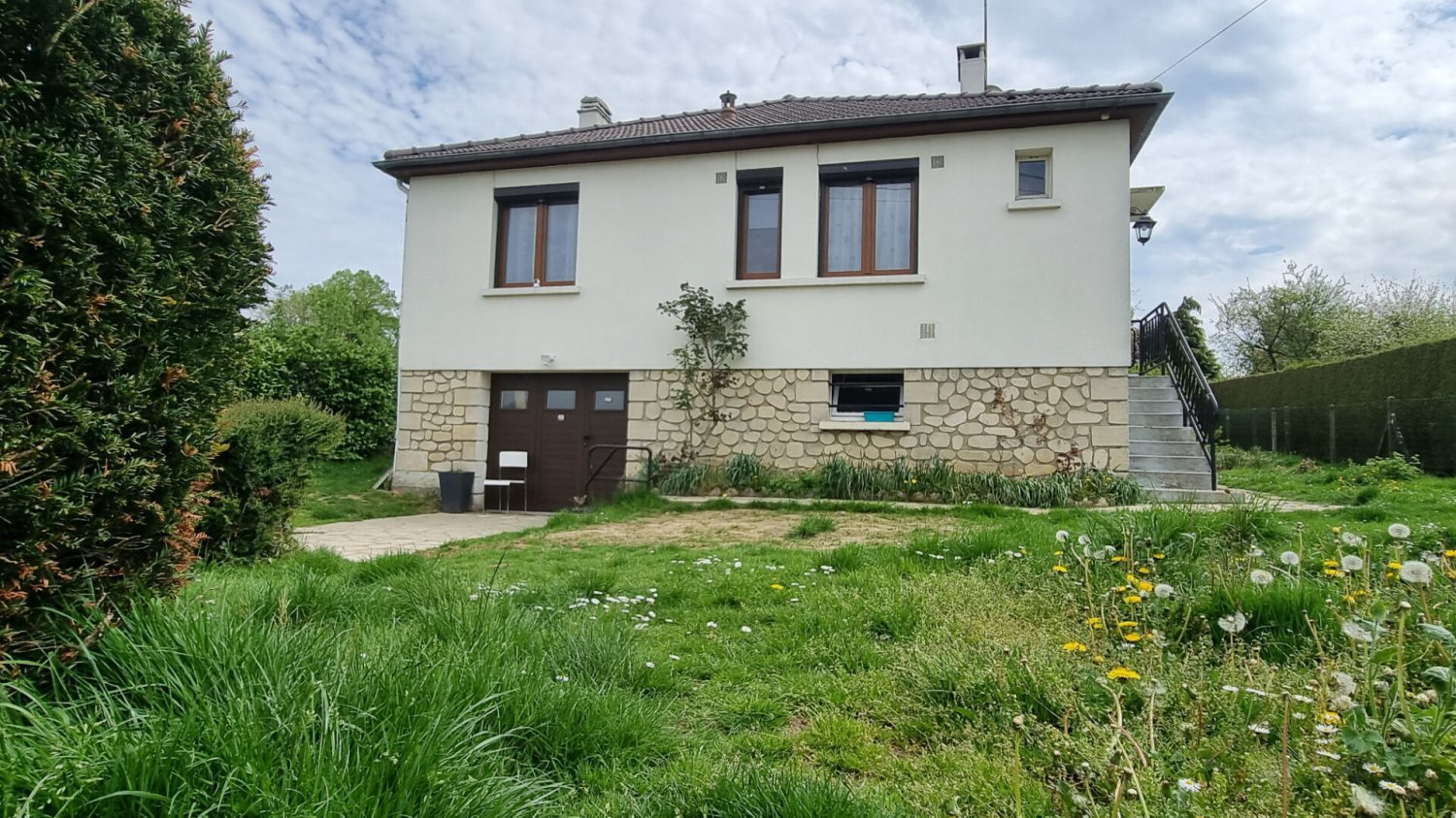 3 bedrooms House in Noailles, France No. 46018