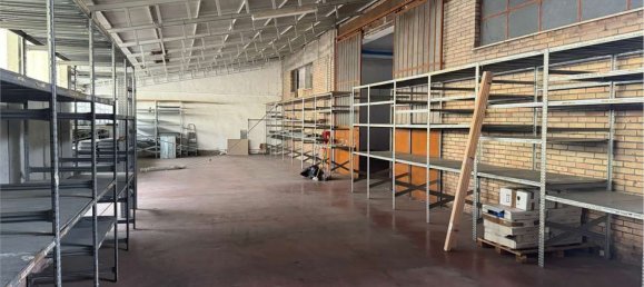 1400m² Warehouse in Cesena, Italy No. 109369 2