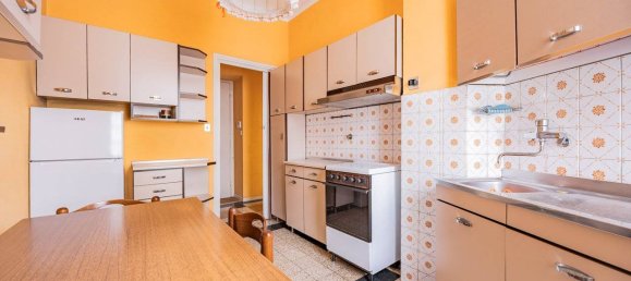 1 bedroom Apartment in Turin, Italy No. 146214 8