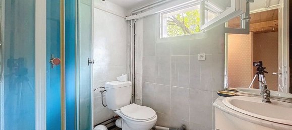 4 bedrooms House in Le Grand-Quevilly, France No. 357143 11