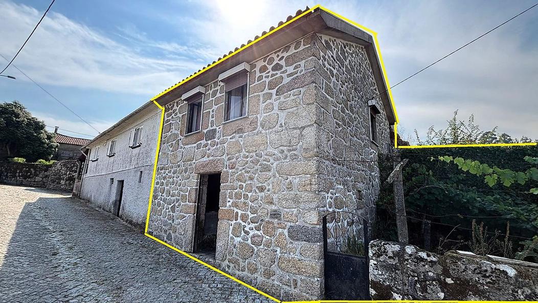 3 bedrooms House in Vouzela, Portugal No. 339211