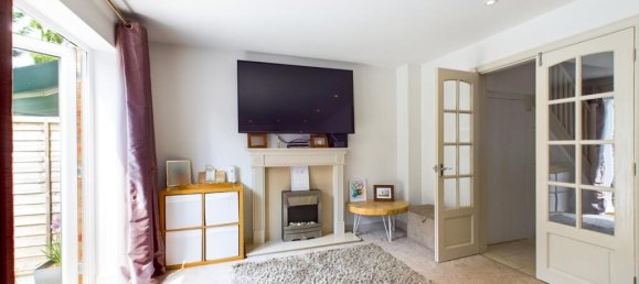 4 bedrooms House in Bordon, United Kingdom No. 13802 7