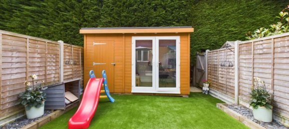 4 bedrooms House in Bordon, United Kingdom No. 13802 31