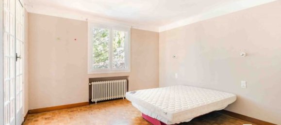 5 bedrooms House in Manosque, France No. 303375 10