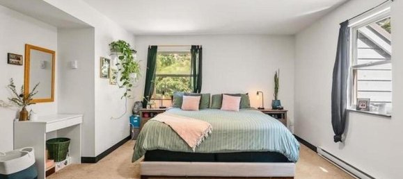 4 bedrooms House in British Columbia, Canada No. 1251 3