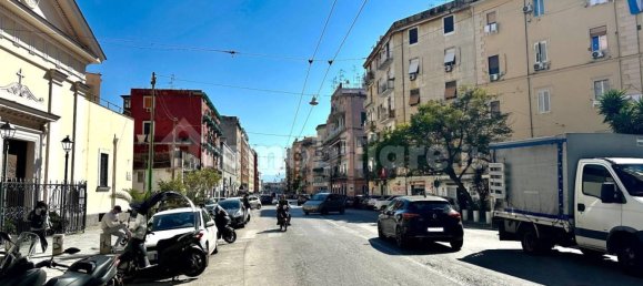 33m² Garage in Naples, Italy No. 97308 9