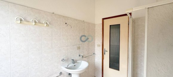 6 Schlafzimmer Villa in Desenzano del Garda, Italy, Nr. 303534 24