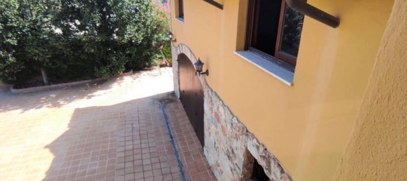 Casa de 9 dormitorios en Palau-Solita I Plegamans, Spain No. 80358 4