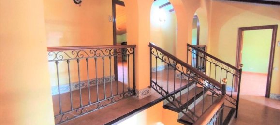 Casa de 9 dormitorios en Palau-Solita I Plegamans, Spain No. 80358 11