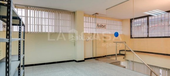 Imóvel comercial em Cornella De Llobregat, Spain 551 m² N.º 168635 44