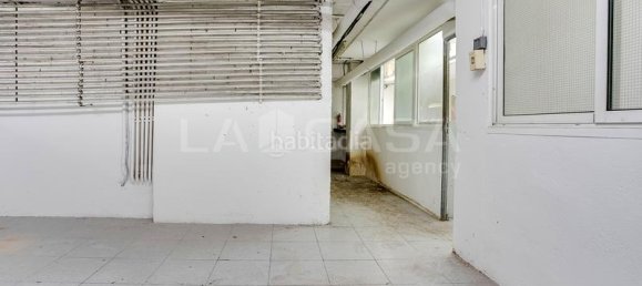 Imóvel comercial em Cornella De Llobregat, Spain 551 m² N.º 168635 6
