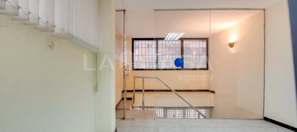 Imóvel comercial em Cornella De Llobregat, Spain 551 m² N.º 168635 42