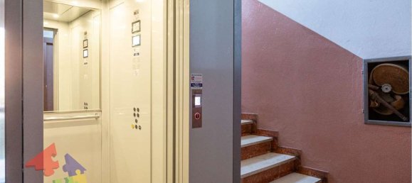 3 rooms Apartment in Besate, Italy No. 108617 4