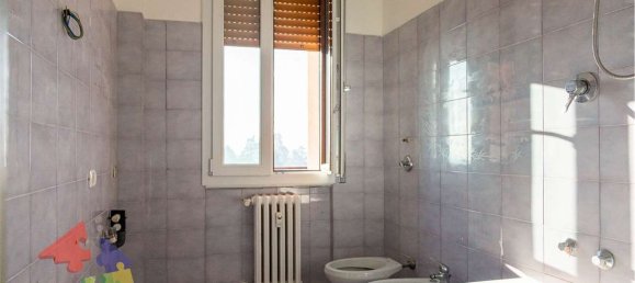 3 rooms Apartment in Besate, Italy No. 108617 17
