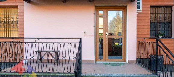 3 rooms Apartment in Besate, Italy No. 108617 2