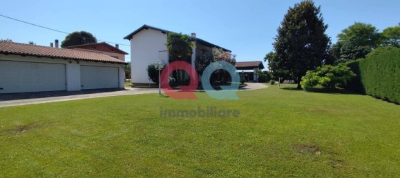 3 غرف نوم فيلا في Udine, Italy رقم 283366 3